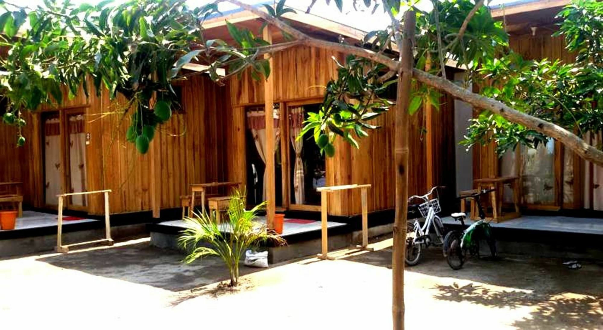 Beach Box Bungalow Gili Trawangan Kültér fotó