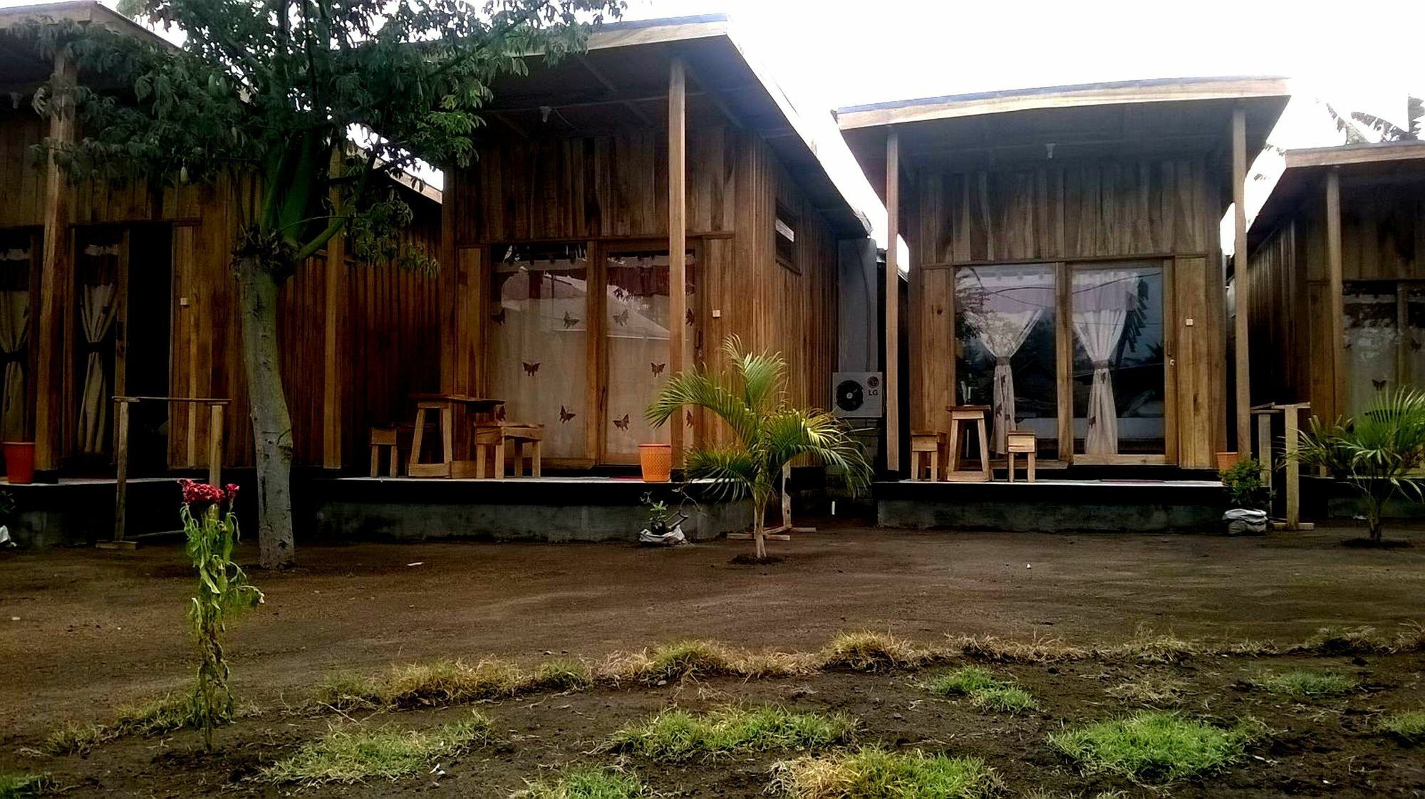 Beach Box Bungalow Gili Trawangan Kültér fotó